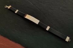 leder-gold-armband-opt-696x928